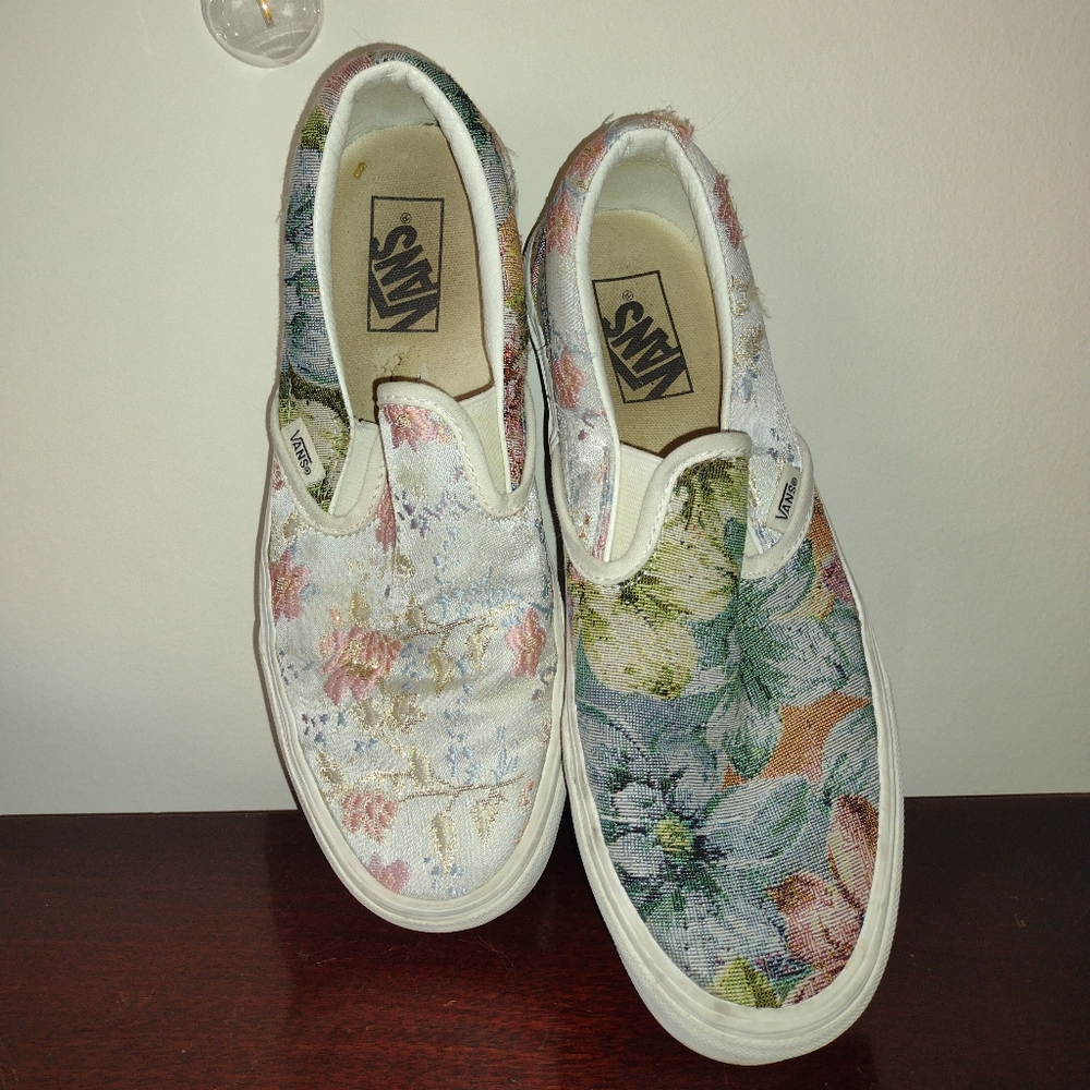Vans Embroidered Tapestry Multicolor Floral Slip-On Shoes - Picture 2 of 4
